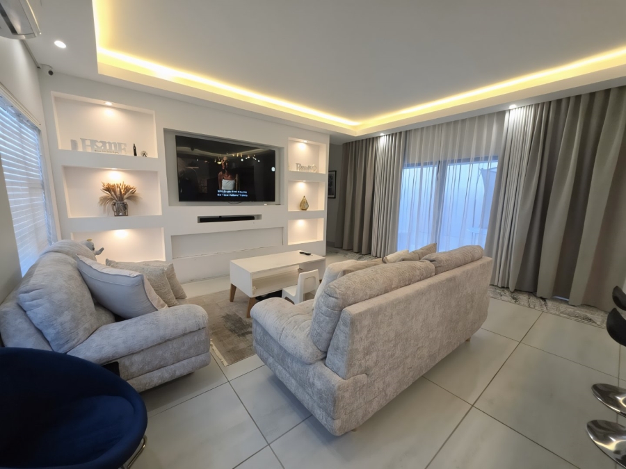 4 Bedroom Property for Sale in Sandown Western Cape
